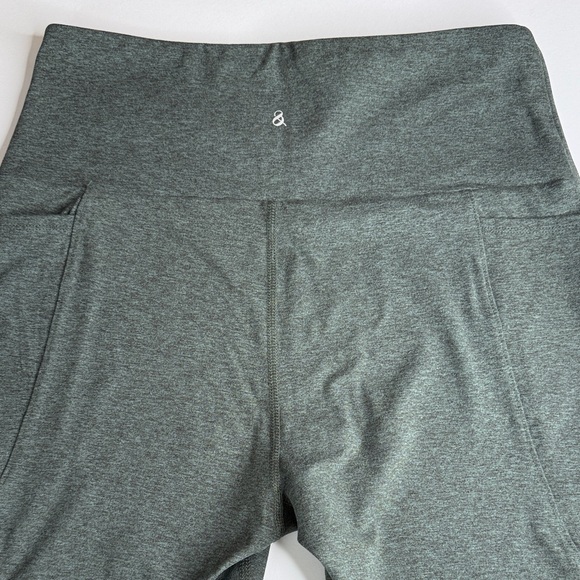 LOU & GRAY Heathered Delphinium Green Luvstretch Side Pocket Leggings - Picture 6 of 7
